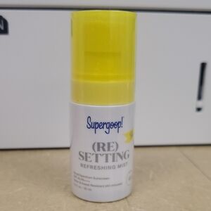 Supergoop! Refreshing Mist with Yellow Cap